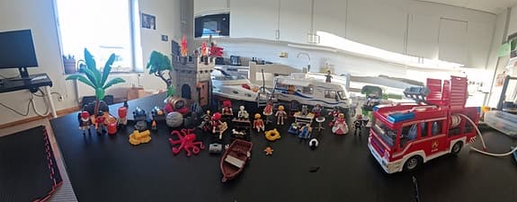 Stor samling playmobilset och gubbar etc.