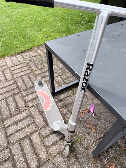 Razor sparkcykel silver