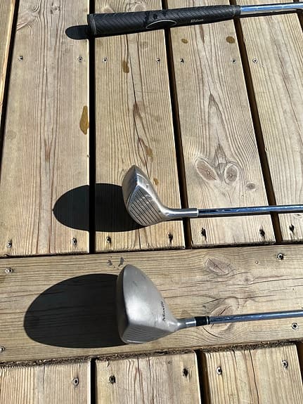 Golfklubbor(Maxfli driver och Hybrid)