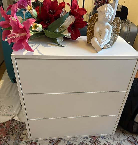 Nytt IKEA Byrå 1000 kr