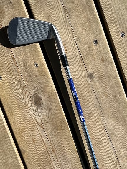 Golfklubba mizuno(vänster)järn med stålskaft
