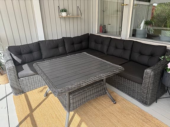 Hörngrupp utemöbler med bord i konstrotting grå/svart