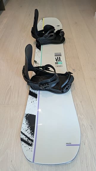 Salomon snowboard med bindningar och boots
