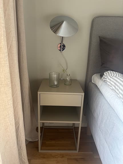 Vikhammer sängbord