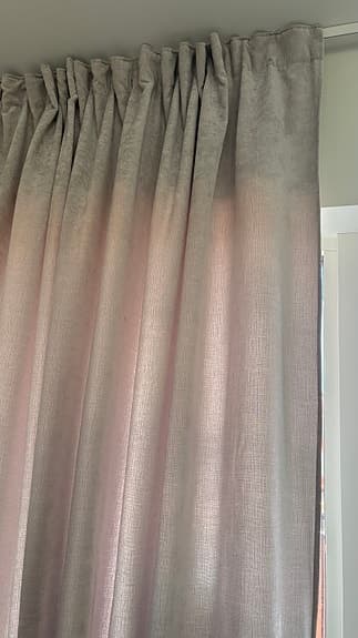 Mio gardin beige strukturmönstrat tyg (Carla)