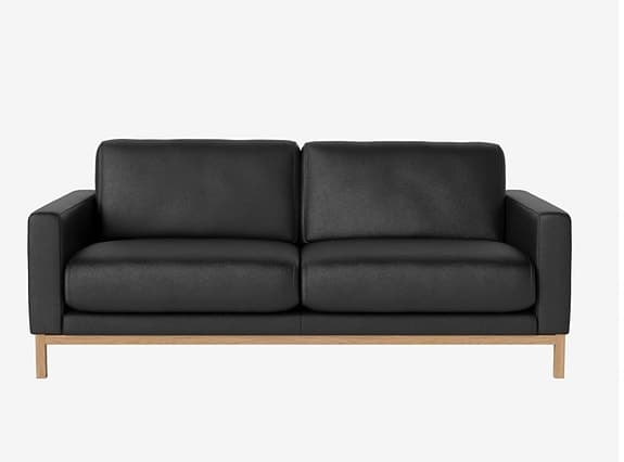 Skinnsoffa Bolia serie North. Nypris 57000 lr.
