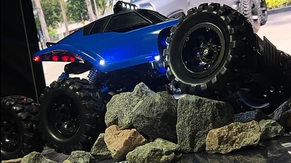 6X6 Offroad RC Större Modell 46 cm Laser Takljus Fram  Bak Sidor Se Bilder