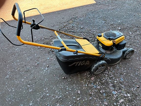 Stiga självgående motorgräsklippare