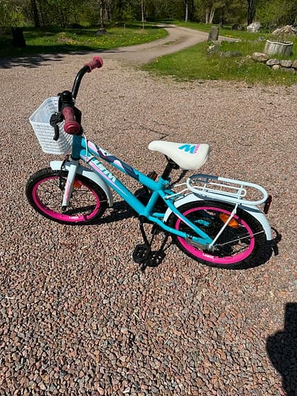Barncykel 16” inklusive stödhjul