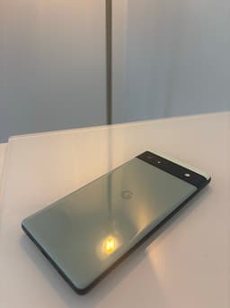 Mobiltelefon, Google pixel 6A