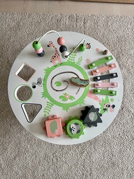 Stoy aktivitetsbord