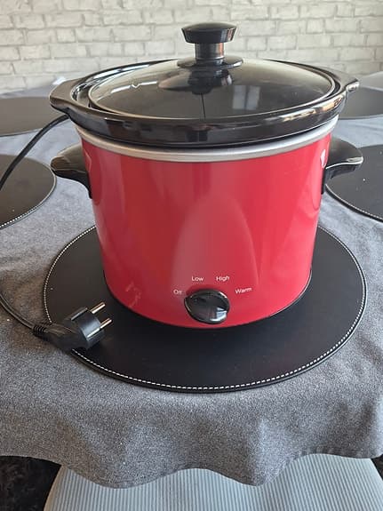 Fyrklövern slow cooker röd