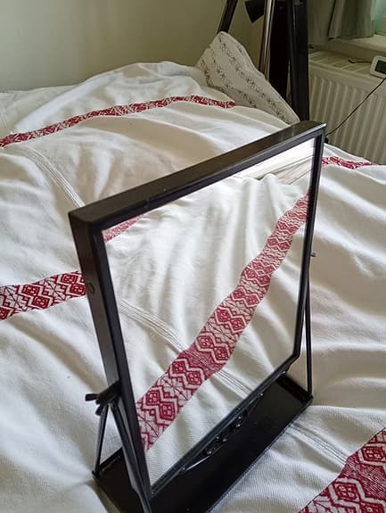 IKEA RAMSINGO spegel med hylla svart