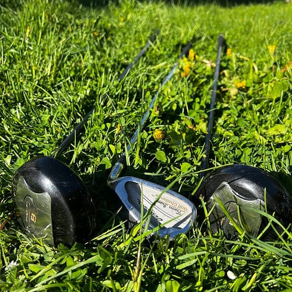 Golf Challenge golfbag i fint skick + 3 klubbor