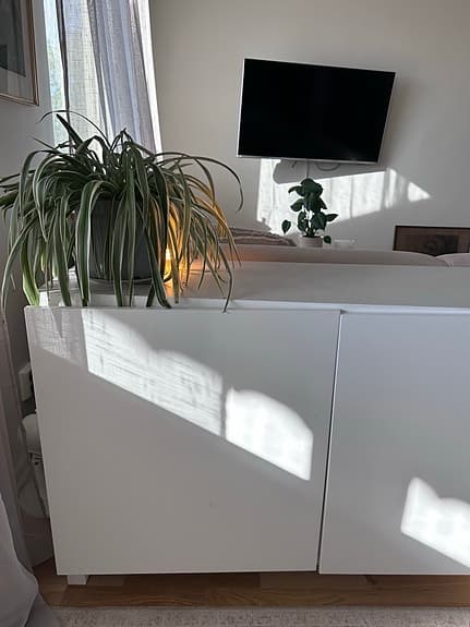BESTÅ-byrå