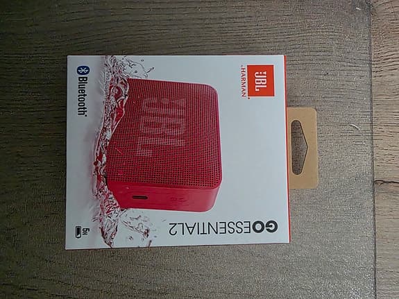 JBL Go Essential 2 bärbar Bluetooth-högtalare röd