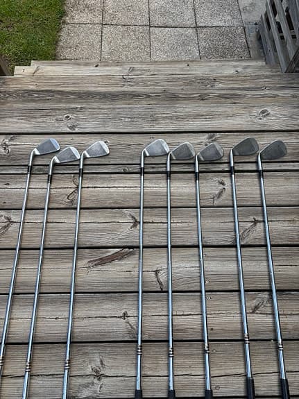 Golfklubbor järnset