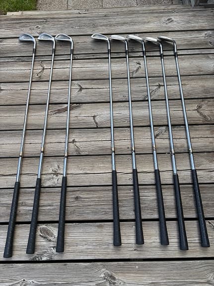 Golfklubbor järnset