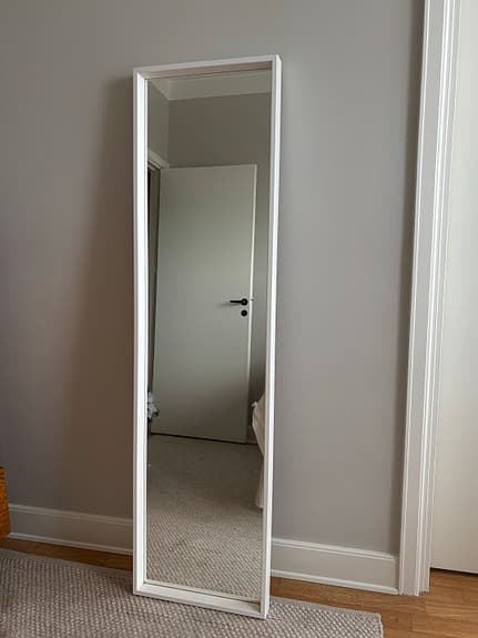 IKEA spegel helkropp vit
