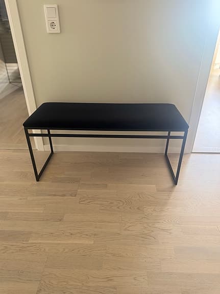 By Crea bänk sammet 100 cm som ny