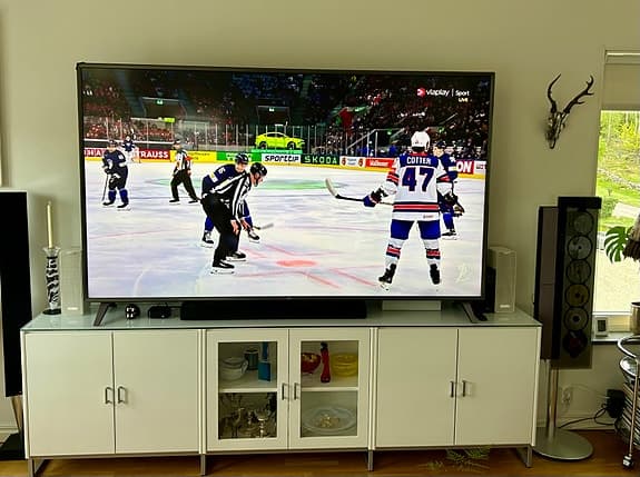 LG86’’ 4K UHD-TV