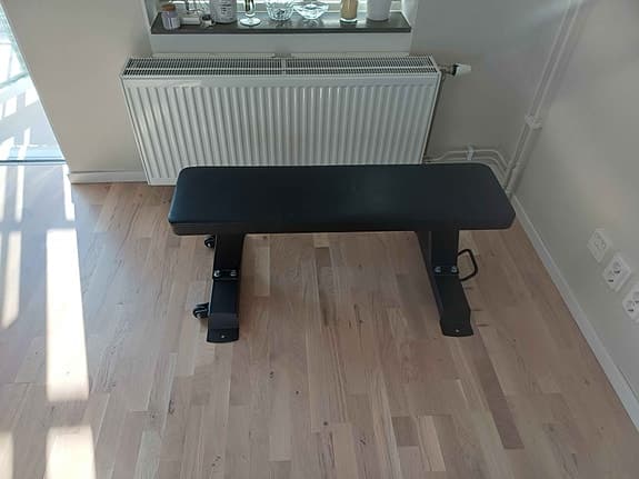 Träningsbänk rak svart