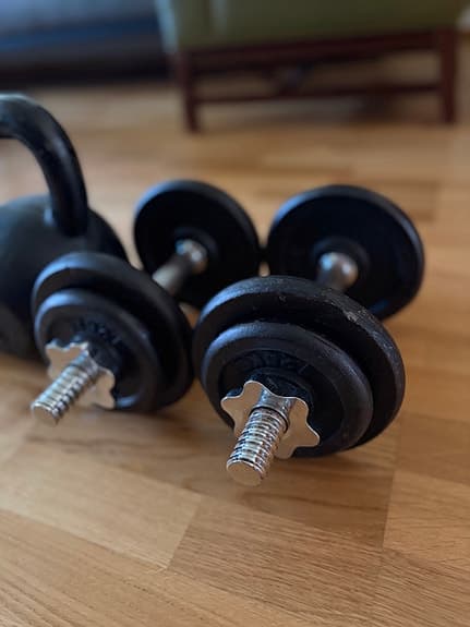 Kettlebells och hantlar set