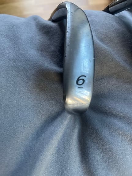 Golfklubbor järnset 6–9 + wedge och driver samt 3. Och 4 träklubbor