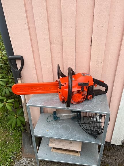 ECHO motorsåg.