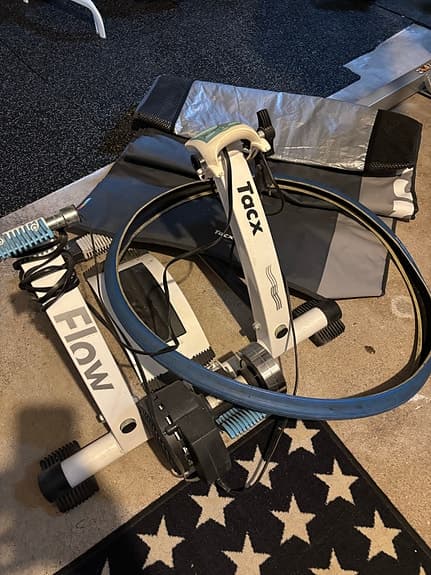 Tacx Flow cykeltrainer med dator