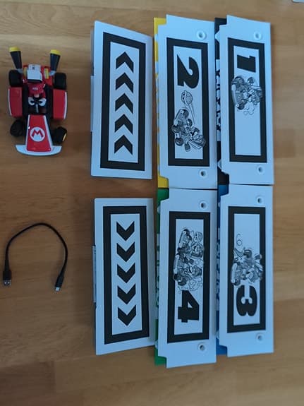 Mario cart live: home circuit (Mario cart bil och mål)