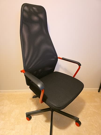 Brand New Gaming Chair (Huvudspelare)