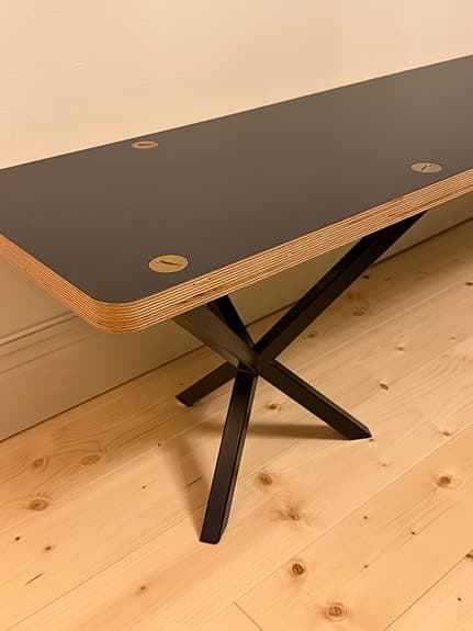 Per Söderberg, No Early Brids bänk 180 cm,svart laminat/plywood