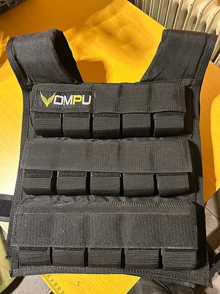 OMPU viktväst svart 30kg