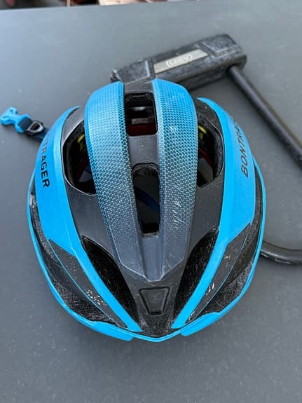 Bontrager Circuit MIPS cykelhjälm blå S 51-57 cm + Abus bygellås