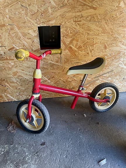 Kettler röd balanscykel / springcykel för barn