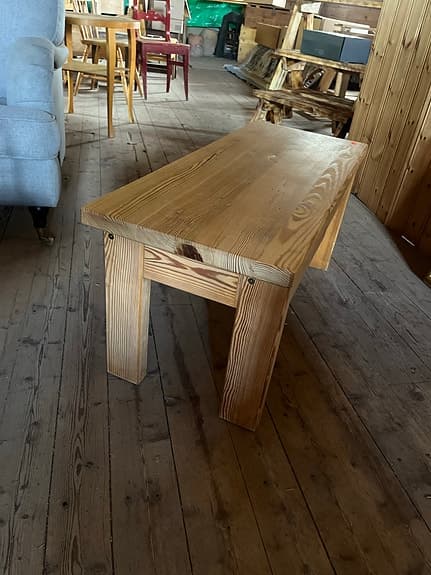 Sittbänk med lådor, furu