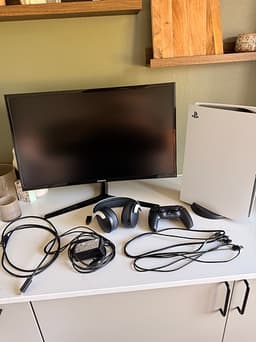 Sony Playstation 5 disc version konsol med Samsung 27" skärm