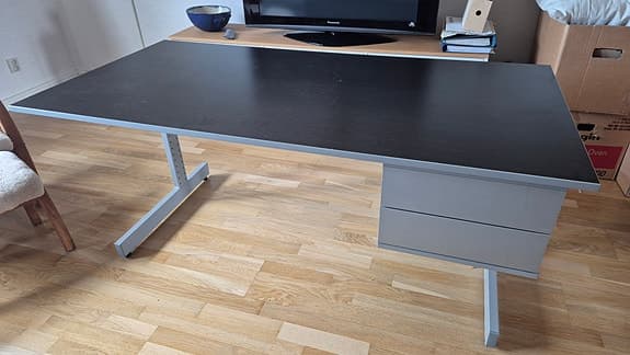 Skrivbord