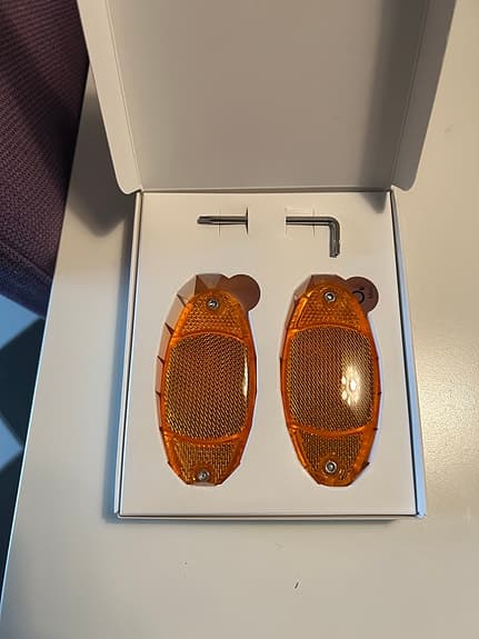 Overade AirFlec x2 cykelreflexer med AirTag-fäste