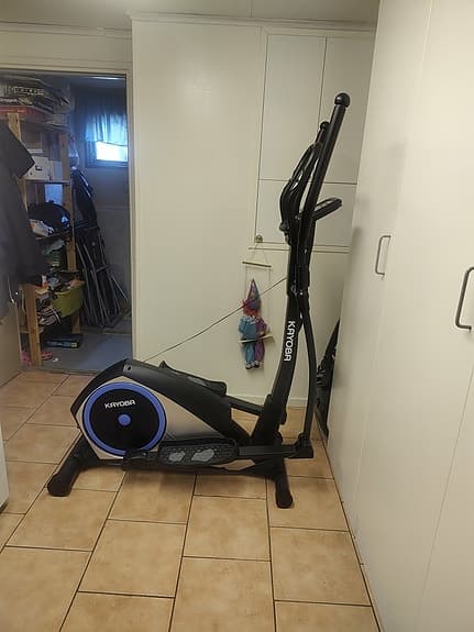Kayoba crosstrainer med träningsdator