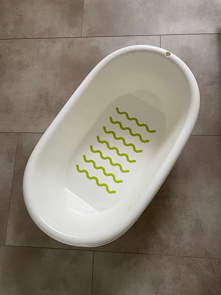 IKEA babybadkar vitt med halkskydd