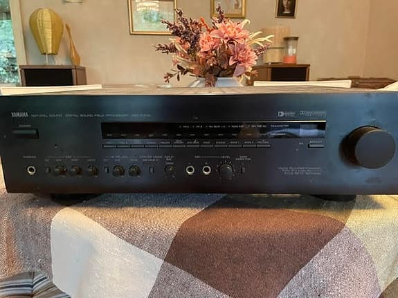 Vintage Yamaha DSP E300 Dolby surround förstärkare