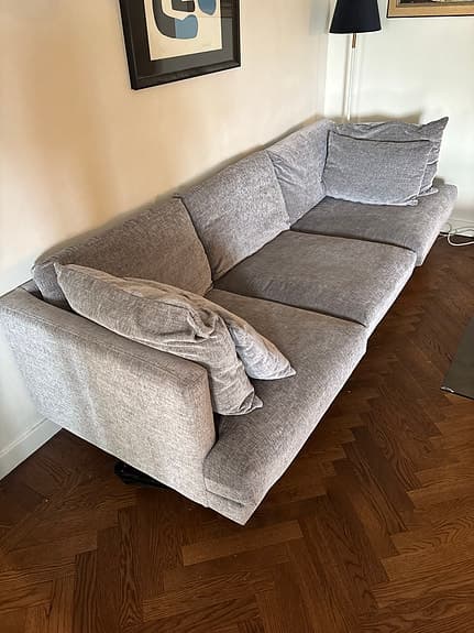 Mio Harper 4 sits soffa