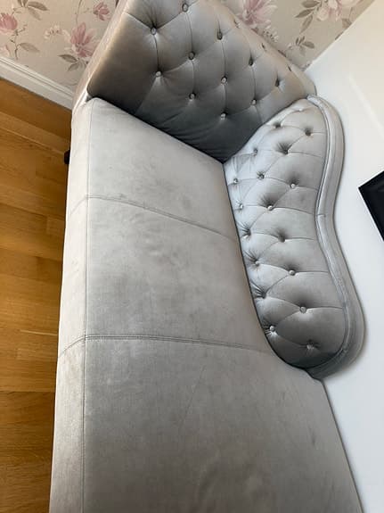 Elegant sammetsoffa/divan