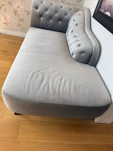 Elegant sammetsoffa/divan