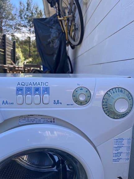 Candy Aquamatic, LITEN frontmatad tvättmaskin vit