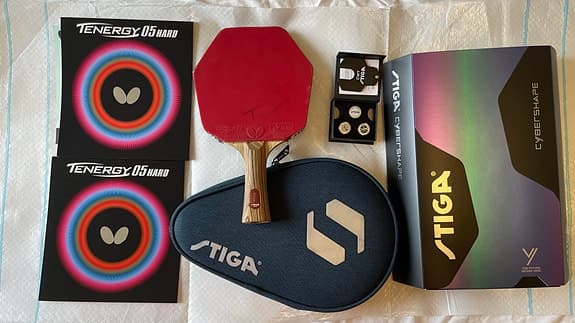 Stiga Pure bordtennisrack med Butterfly Tenergy 05 Hard-belag