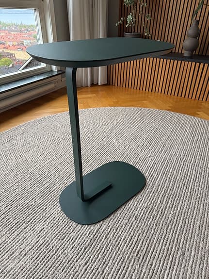 Muuto Relate sidobord / sideboard / laptopbord