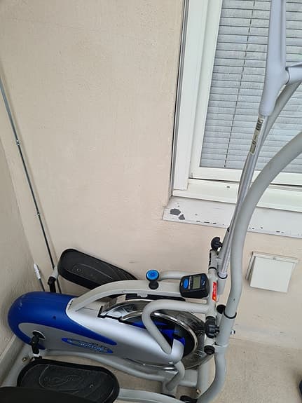 Crosstrainer med display blå/grå